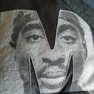 2pac makaveli PUFFER JACKET SIZE L Vintage down duvet
